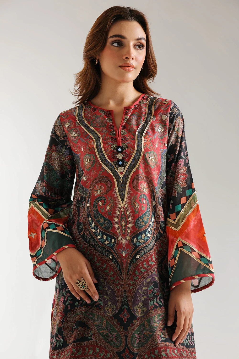 EMBROIDERED SUIT - Image 4